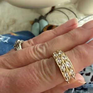 Diamonque diamond Women's Ring with Sparkling Accents